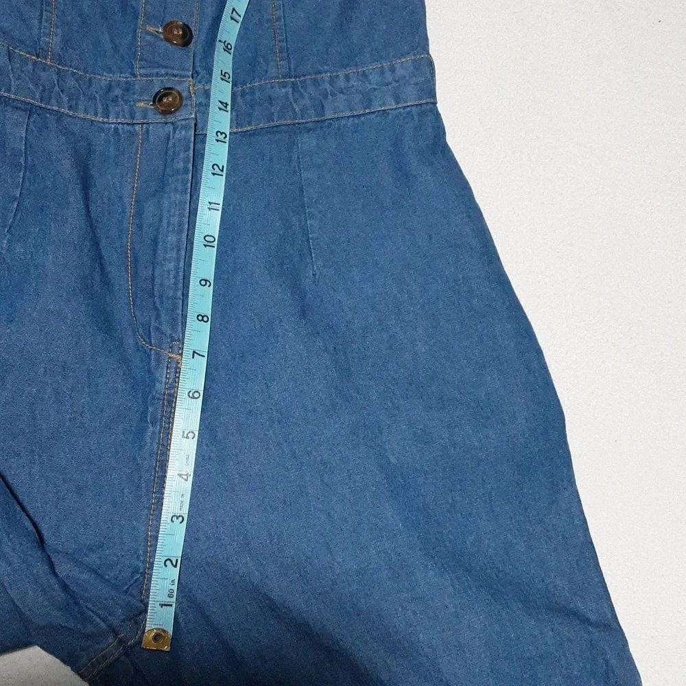 Sincerely Jules 100 % Cotton Women's Blue Denim Jumsuit Size L. Missing Belt.
